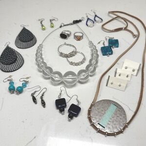 Jewelry Lot Rings Earrings Necklace Beads Leather Silver Tone‎ Fashion Costume